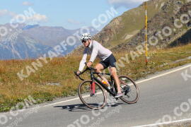 Photo #2736971 | 25-08-2022 12:30 | Passo Dello Stelvio - Peak BICYCLES