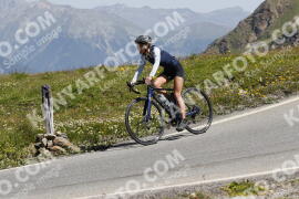 Photo #3526788 | 18-07-2023 11:15 | Passo Dello Stelvio - Peak BICYCLES