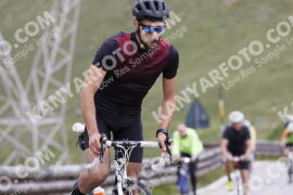 Foto #3296174 | 01-07-2023 12:01 | Passo Dello Stelvio - die Spitze BICYCLES