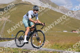 Photo #4034698 | 23-08-2023 11:37 | Passo Dello Stelvio - Peak BICYCLES