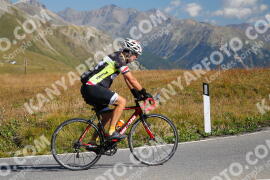 Photo #2665294 | 16-08-2022 10:25 | Passo Dello Stelvio - Peak BICYCLES