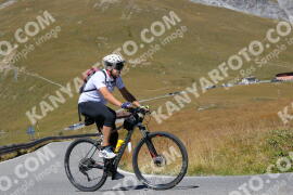 Foto #2699077 | 21-08-2022 12:52 | Passo Dello Stelvio - die Spitze BICYCLES