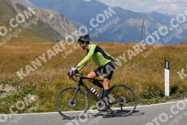 Photo #2672989 | 16-08-2022 15:00 | Passo Dello Stelvio - Peak BICYCLES