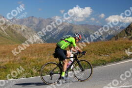 Foto #2665378 | 16-08-2022 10:36 | Passo Dello Stelvio - die Spitze BICYCLES