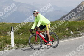 Photo #3280751 | 29-06-2023 11:48 | Passo Dello Stelvio - Peak BICYCLES