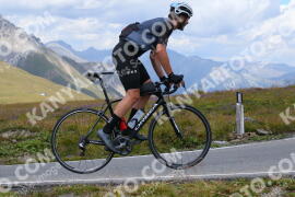 Photo #3833342 | 12-08-2023 14:10 | Passo Dello Stelvio - Peak BICYCLES