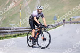 Photo #3170985 | 19-06-2023 11:31 | Passo Dello Stelvio - Peak BICYCLES