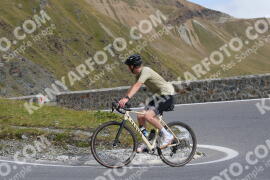 Photo #4277638 | 17-09-2023 12:49 | Passo Dello Stelvio - Prato side BICYCLES