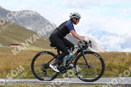 Photo #4296443 | 20-09-2023 13:11 | Passo Dello Stelvio - Peak BICYCLES