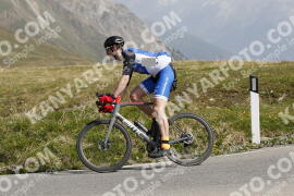 Foto #3176069 | 20-06-2023 10:31 | Passo Dello Stelvio - die Spitze BICYCLES