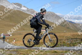 Foto #4299335 | 24-09-2023 10:38 | Passo Dello Stelvio - die Spitze BICYCLES