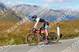Photo #2700635 | 21-08-2022 14:39 | Passo Dello Stelvio - Peak BICYCLES