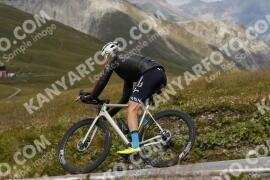 Photo #3698939 | 02-08-2023 13:04 | Passo Dello Stelvio - Peak BICYCLES