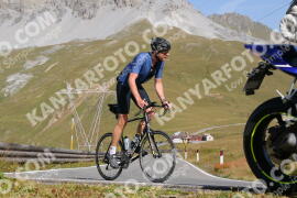 Photo #4045502 | 24-08-2023 09:58 | Passo Dello Stelvio - Peak BICYCLES