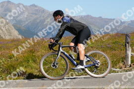 Foto #3808990 | 11-08-2023 11:32 | Passo Dello Stelvio - die Spitze BICYCLES