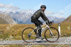 Foto #4299632 | 24-09-2023 13:30 | Passo Dello Stelvio - die Spitze BICYCLES