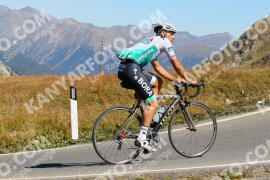 Photo #2726955 | 24-08-2022 11:11 | Passo Dello Stelvio - Peak BICYCLES