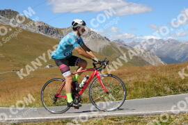 Foto #2700273 | 21-08-2022 14:05 | Passo Dello Stelvio - die Spitze BICYCLES