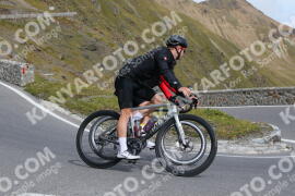 Photo #4278089 | 17-09-2023 13:21 | Passo Dello Stelvio - Prato side BICYCLES