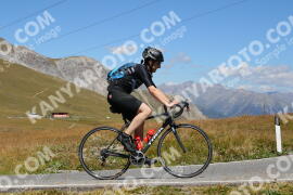 Foto #2668863 | 16-08-2022 12:11 | Passo Dello Stelvio - die Spitze BICYCLES