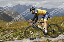 Foto #3678937 | 31-07-2023 15:00 | Passo Dello Stelvio - die Spitze BICYCLES