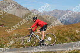 Photo #2732311 | 24-08-2022 13:17 | Passo Dello Stelvio - Peak BICYCLES