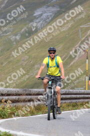 Photo #2677998 | 17-08-2022 10:59 | Passo Dello Stelvio - Peak BICYCLES
