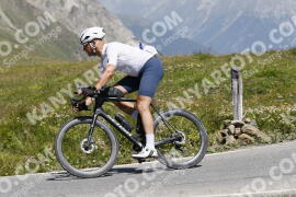 Photo #3529435 | 18-07-2023 12:20 | Passo Dello Stelvio - Peak BICYCLES