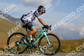 Photo #4060995 | 25-08-2023 09:48 | Passo Dello Stelvio - Peak BICYCLES