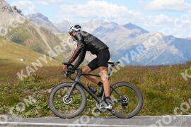 Foto #3815719 | 11-08-2023 14:42 | Passo Dello Stelvio - die Spitze BICYCLES