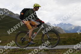 Foto #3647658 | 30-07-2023 09:32 | Passo Dello Stelvio - die Spitze BICYCLES