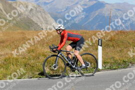 Photo #2736592 | 25-08-2022 12:07 | Passo Dello Stelvio - Peak BICYCLES