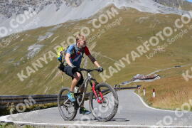 Foto #2699170 | 21-08-2022 12:55 | Passo Dello Stelvio - die Spitze BICYCLES