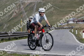 Foto #3121897 | 17-06-2023 10:35 | Passo Dello Stelvio - die Spitze BICYCLES