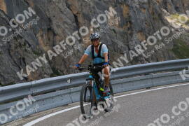 Photo #2502207 | 04-08-2022 14:33 | Gardena Pass BICYCLES