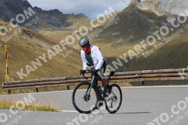 Foto #4291405 | 19-09-2023 11:11 | Passo Dello Stelvio - die Spitze BICYCLES