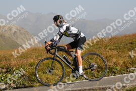 Photo #4045630 | 24-08-2023 10:15 | Passo Dello Stelvio - Peak BICYCLES