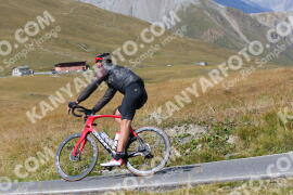 Foto #2756721 | 26-08-2022 14:28 | Passo Dello Stelvio - die Spitze BICYCLES