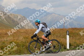 Foto #2680918 | 17-08-2022 14:05 | Passo Dello Stelvio - die Spitze BICYCLES