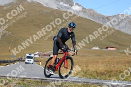 Photo #4299382 | 24-09-2023 11:00 | Passo Dello Stelvio - Peak BICYCLES