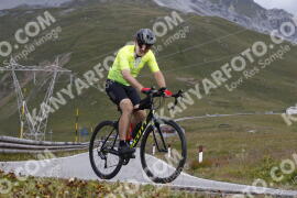 Photo #3693609 | 02-08-2023 10:33 | Passo Dello Stelvio - Peak BICYCLES