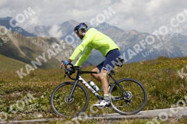 Photo #3622332 | 29-07-2023 12:20 | Passo Dello Stelvio - Peak BICYCLES