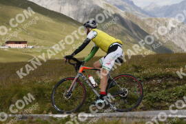 Photo #3697426 | 02-08-2023 12:42 | Passo Dello Stelvio - Peak BICYCLES