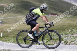 Foto #3211209 | 24-06-2023 14:40 | Passo Dello Stelvio - die Spitze BICYCLES