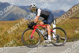Photo #4292944 | 19-09-2023 13:04 | Passo Dello Stelvio - Peak BICYCLES