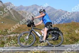 Foto #4155963 | 04-09-2023 13:55 | Passo Dello Stelvio - die Spitze BICYCLES