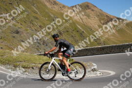 Photo #2718428 | 23-08-2022 12:35 | Passo Dello Stelvio - Prato side BICYCLES
