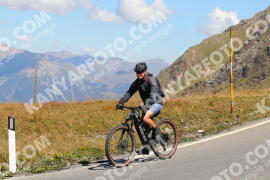 Photo #2736545 | 25-08-2022 11:58 | Passo Dello Stelvio - Peak BICYCLES