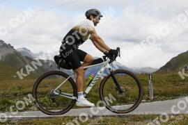 Photo #3730125 | 06-08-2023 10:56 | Passo Dello Stelvio - Peak BICYCLES