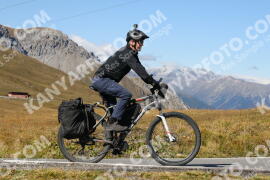 Photo #4299722 | 24-09-2023 14:47 | Passo Dello Stelvio - Peak BICYCLES